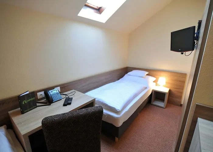 Centrooms * Έγκερ