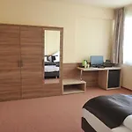 Centrooms * Eger