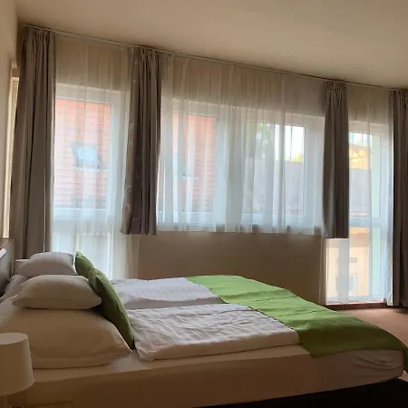 Hotel Centrooms Eger