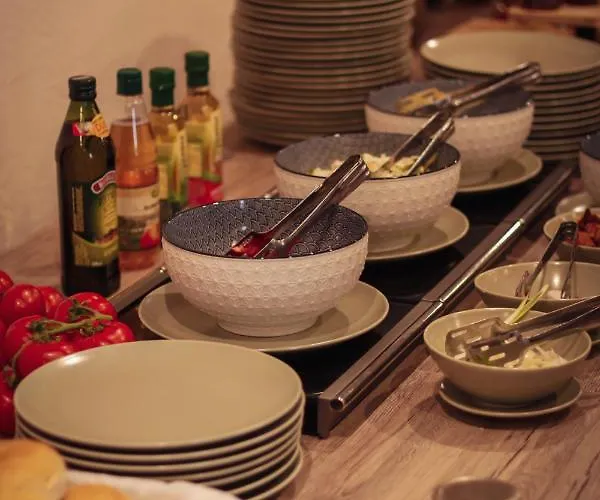 Centrooms Ξενοδοχείο *